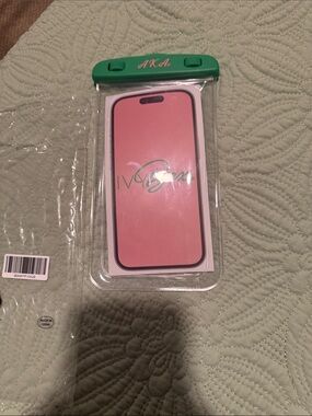 Waterproof Phone Pouch - Pink
